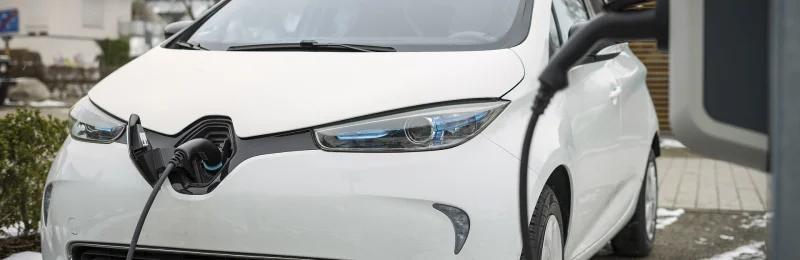 电动汽车充电 Car charging
