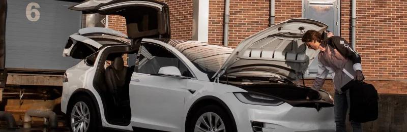 电动汽车 electric vehicle