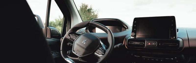 电动汽车 electric vehicle