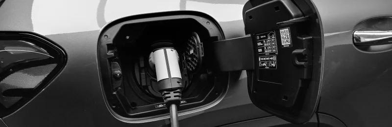 电动汽车充电 Car charging