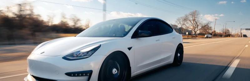 特斯拉 Tesla