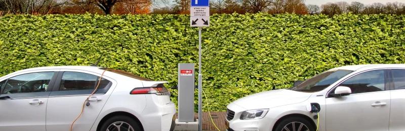 电动汽车充电 Car charging