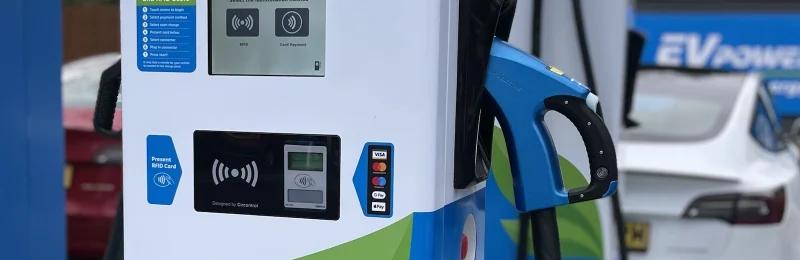 电动汽车 EV