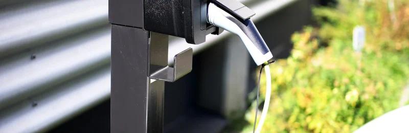 电动汽车充电 Car charging