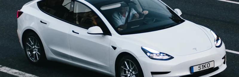 特斯拉 Tesla