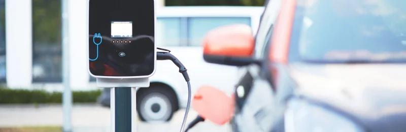 电动汽车充电 Car charging