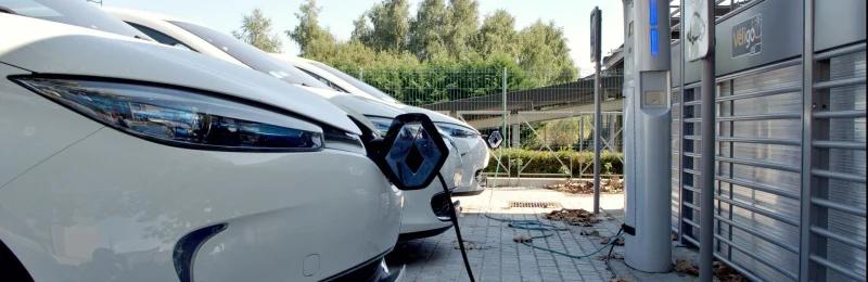 电动汽车充电 Car charging