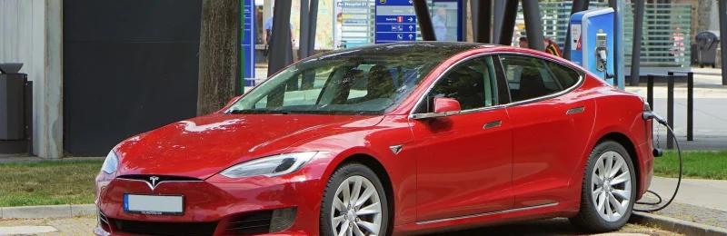 特斯拉 Tesla