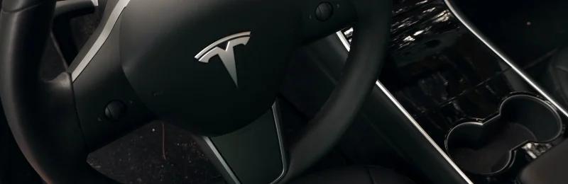 特斯拉 Tesla