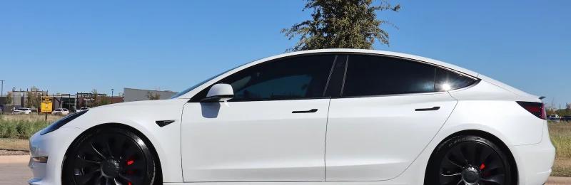 特斯拉 Tesla