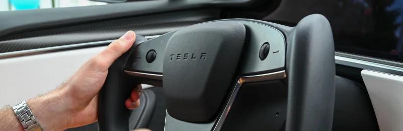 特斯拉 Tesla