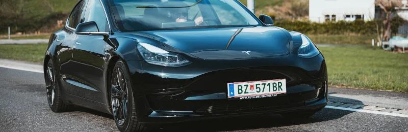 特斯拉 Tesla