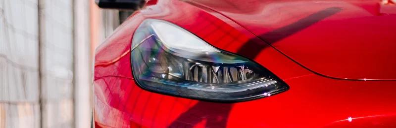 特斯拉 Tesla