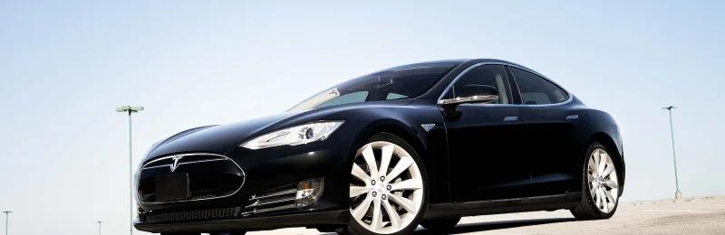 特斯拉 Tesla