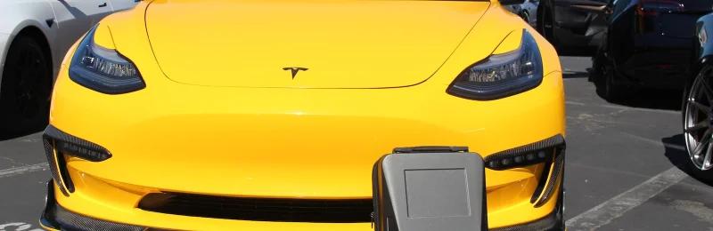 特斯拉 Tesla