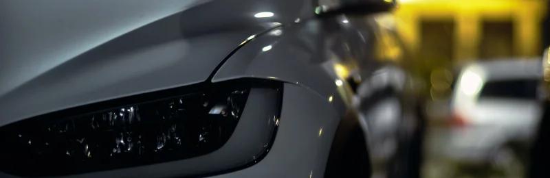 特斯拉 Tesla