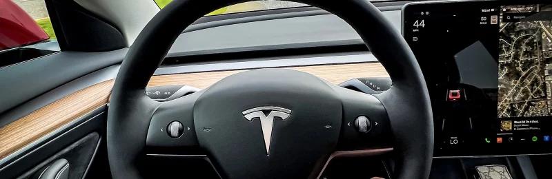 特斯拉 Tesla