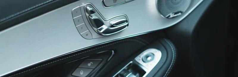 汽车车门 Car door